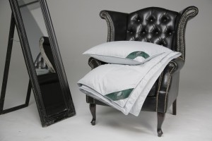 Одеяло и подушки из пуха серого гуся Anna Flaum FRUHLING 4L0A9981.JPG